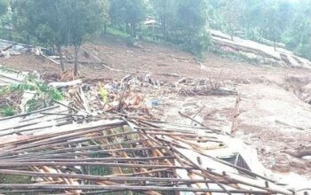 Duka dari Bandung Barat: Longsor Terjang Pasir Kuning Cisarua, Puluhan Rumah Tertimbun dan Tim SAR Terus Cari Korban